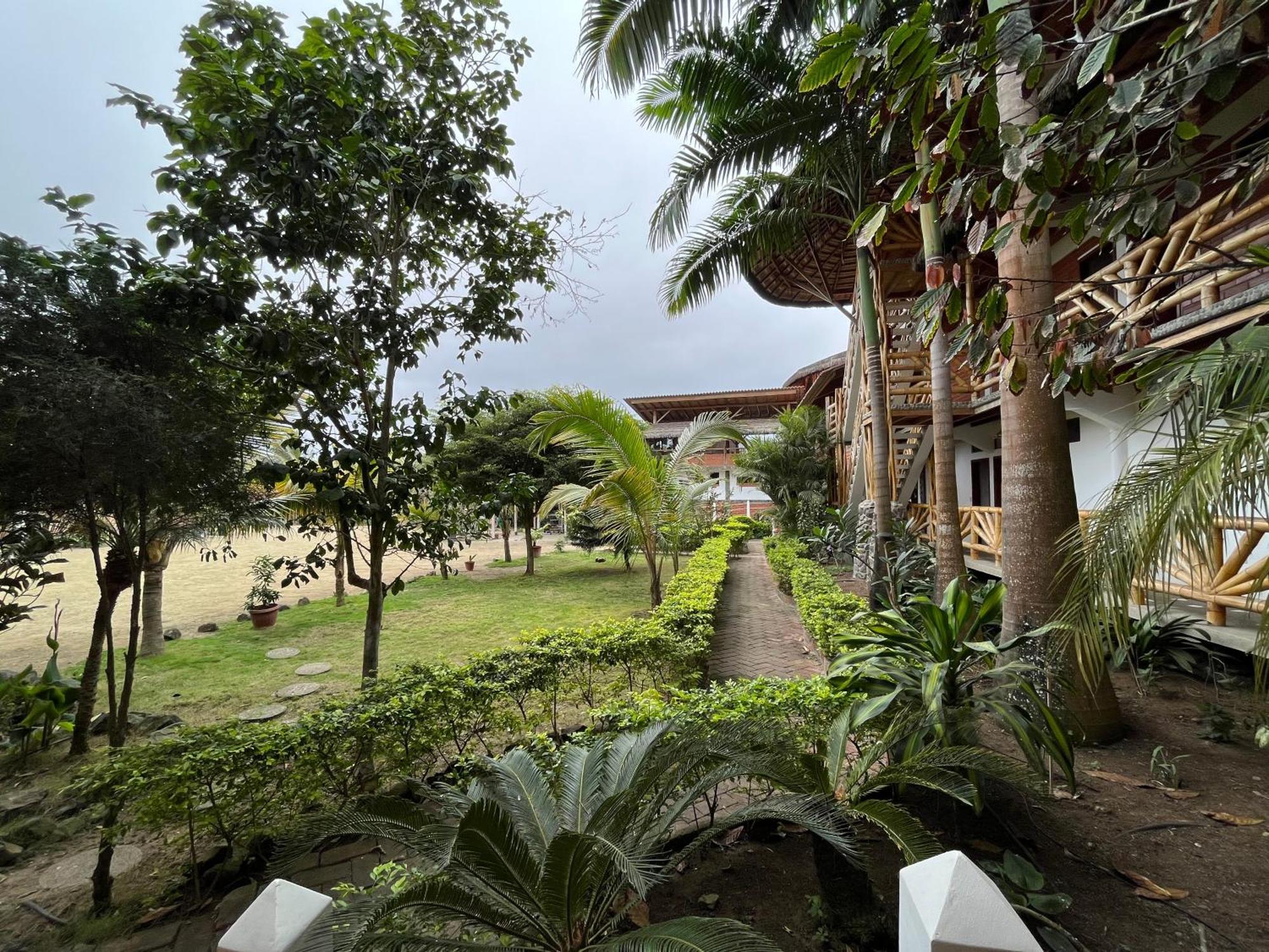 Victor Hugo Hotel Puerto López المظهر الخارجي الصورة